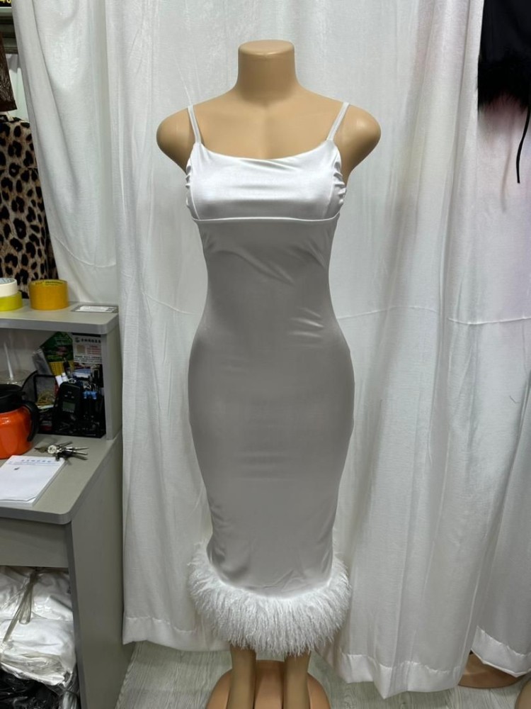 white with cotton ladies dress green and slicky with hand bag call muna on 09 1046270043 for your order