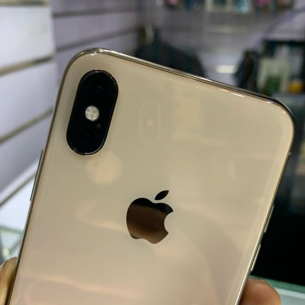 iPhone XS