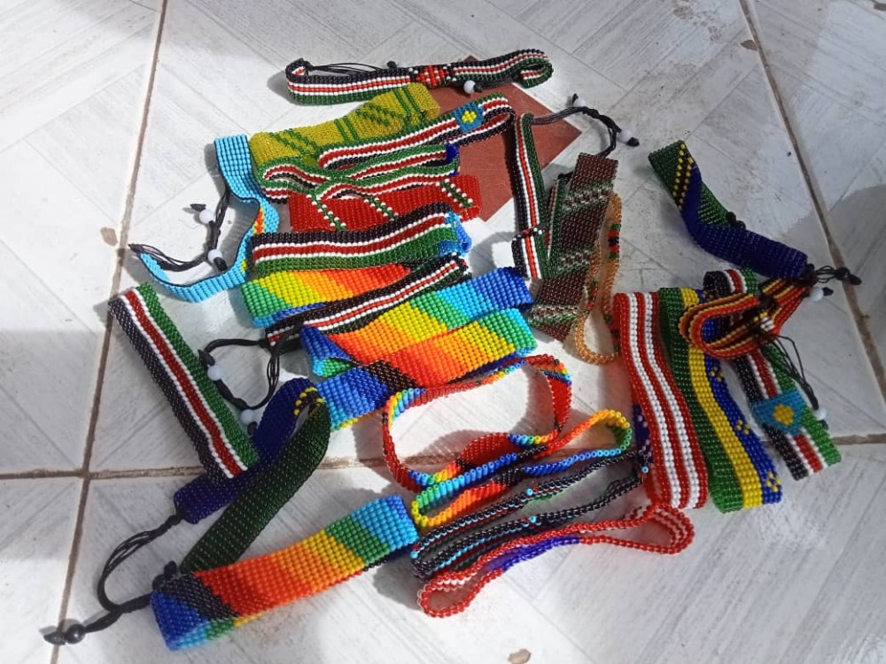 beaded hand bands
