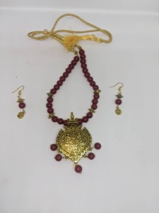 Beaded necklace and earrings