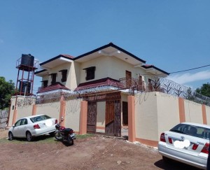 5 bedroom story house with balcony for rent in Gudele