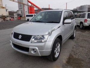 Suzuki : Escudo 2005 4WD