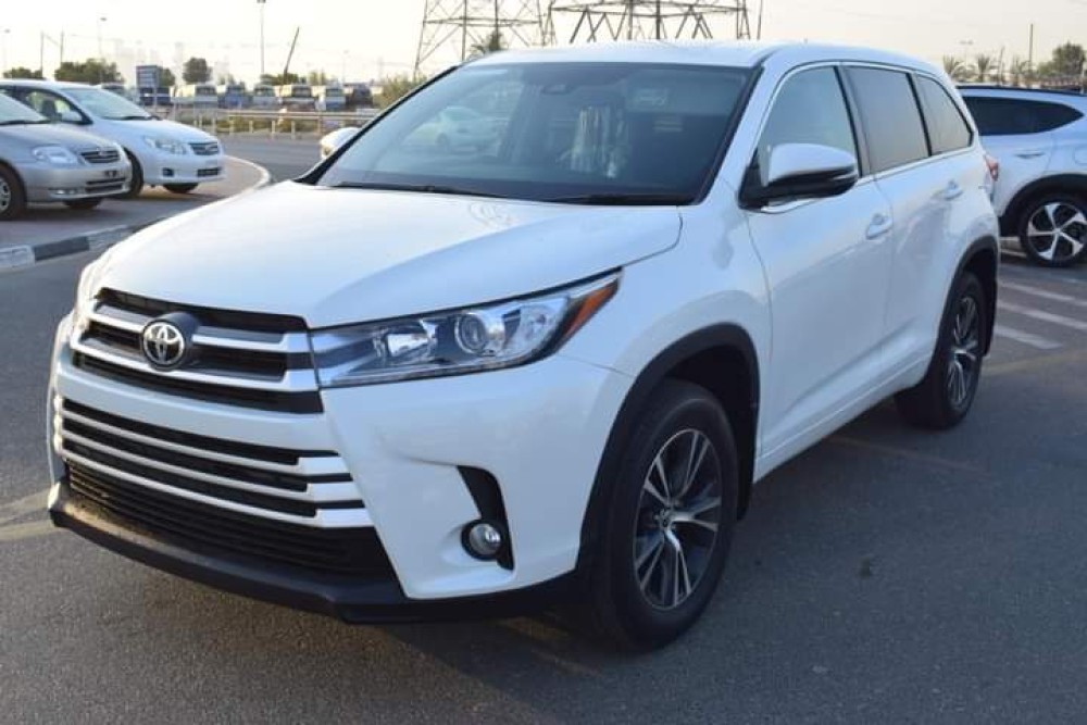 Toyota kluger White 2019 Petrol Automatic