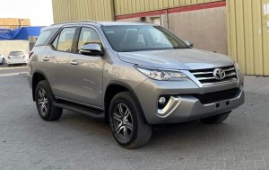 TOYOTA FORTUNER 2017 ORIGINAL PAINT V4, PETROL, AUTOMATIC, 4WD