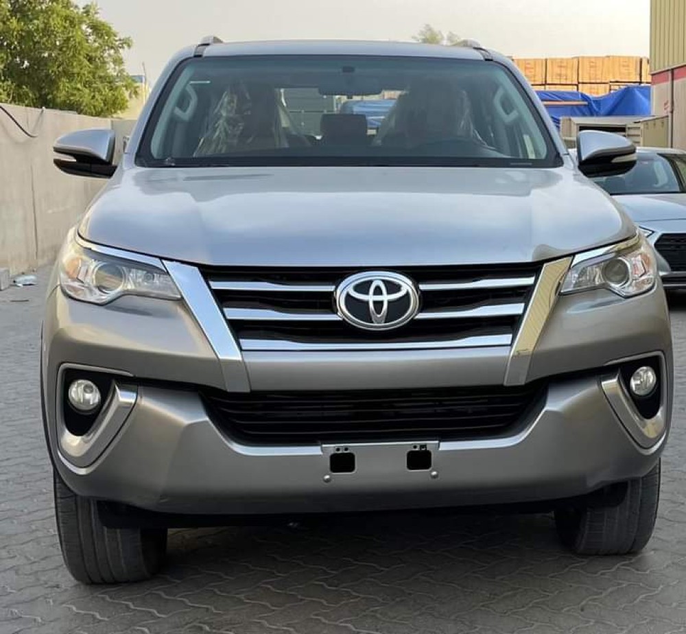 TOYOTA FORTUNER 2017 ORIGINAL PAINT V4, PETROL, AUTOMATIC, 4WD