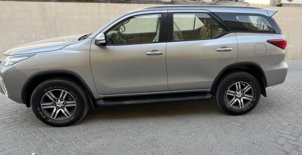 TOYOTA FORTUNER 2017 ORIGINAL PAINT V4, PETROL, AUTOMATIC, 4WD