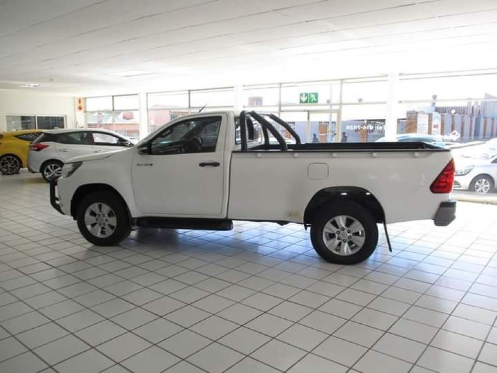 2017 Toyota Hilux 2.4GD-6 4x4 SRX