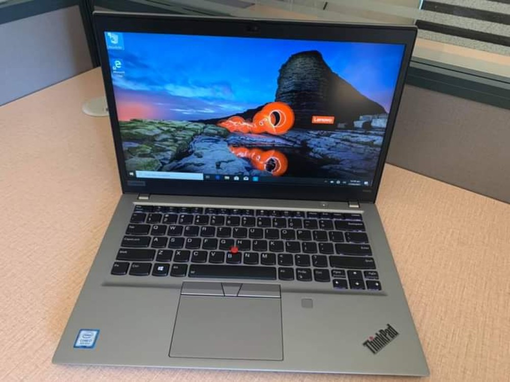 Lenovo ThinkPad T490S. i7, 16GB RAM 1TB