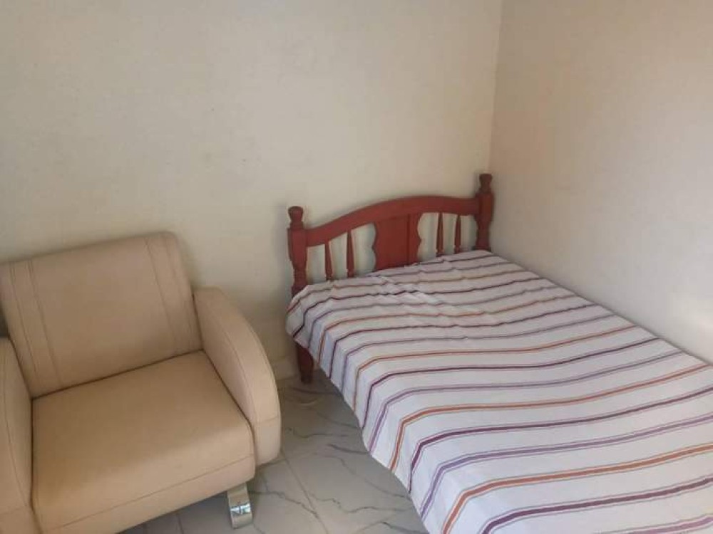 Single Room for Rent