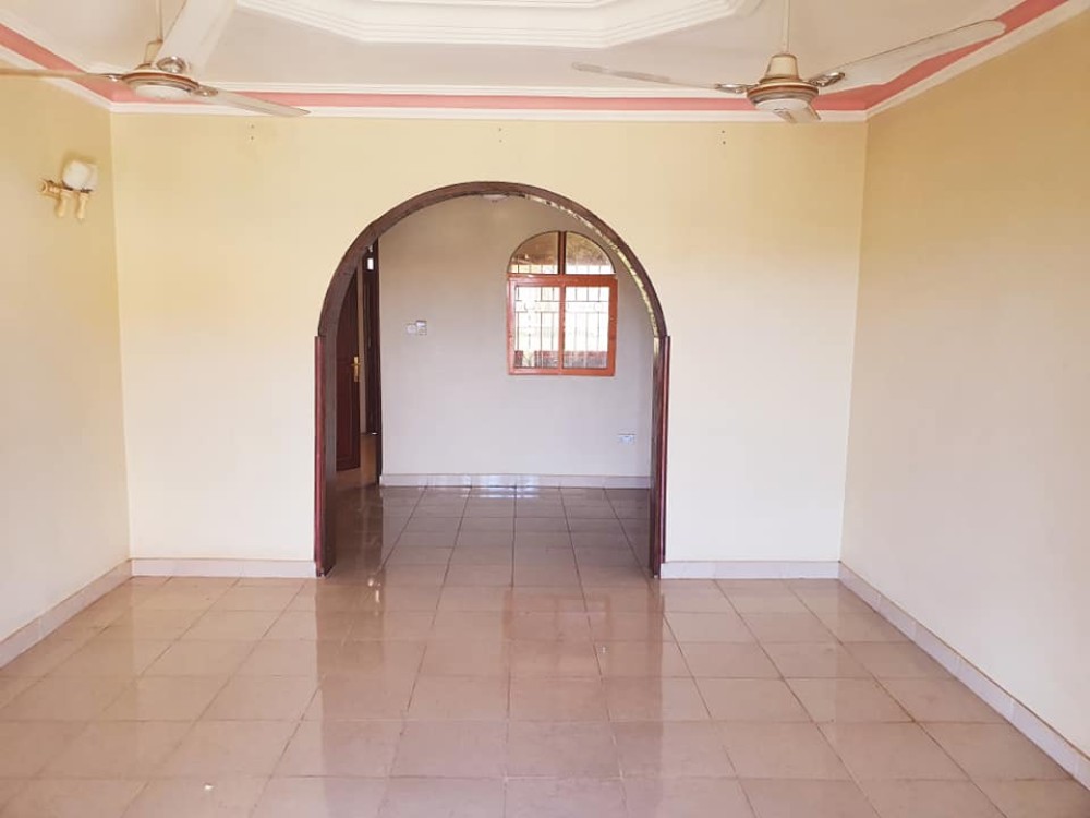 Apartment for rent in Jebel Kujur