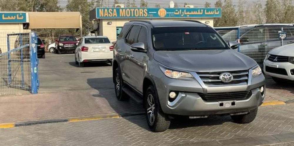 Toyota Fortuner 2017 4wd Silver Automatic Petrol