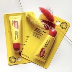 Carmex classic lip balm it soothes, heals, protects. Trusted relief for dry, chapped lips. 10g