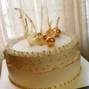 Medium golden creamy cake
