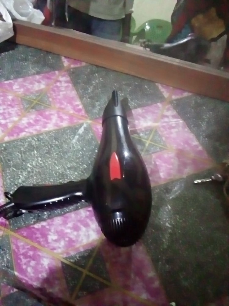 Hair drier at 50000SSP